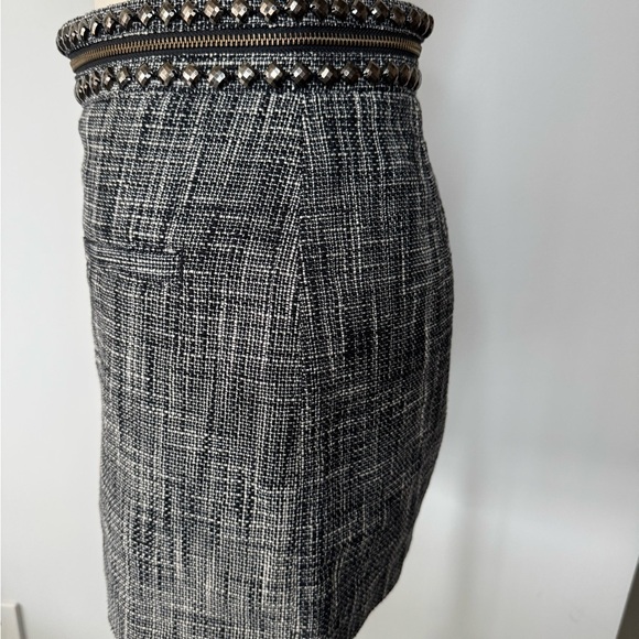 H&M Navy Tweed Mini Skirt with Embellished Waist – Size 6 - Picture 3 of 16